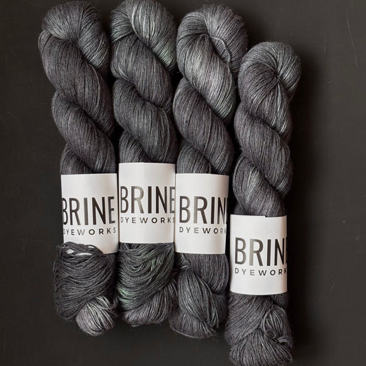 Caviar on Silk Linen Sport- Limited Summer Cast On Set